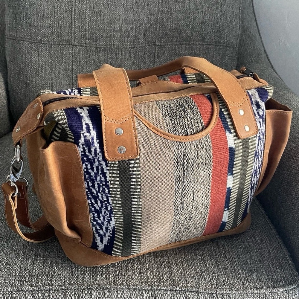Authentic leather bag handmade in Guatemala